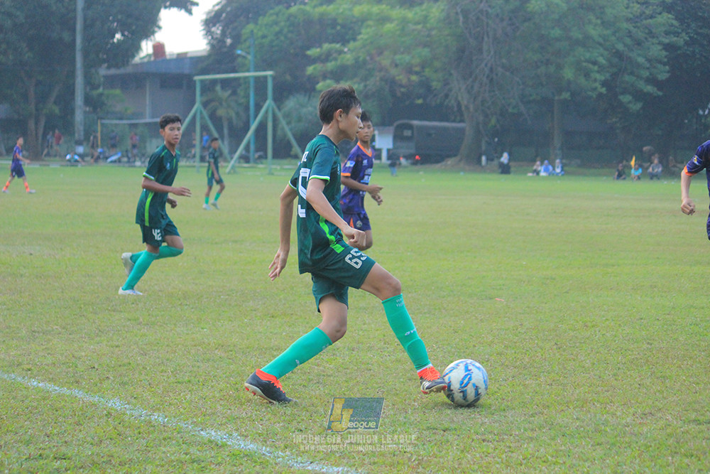 ijlu14 270626 tajimalela fa vs assist soccer school