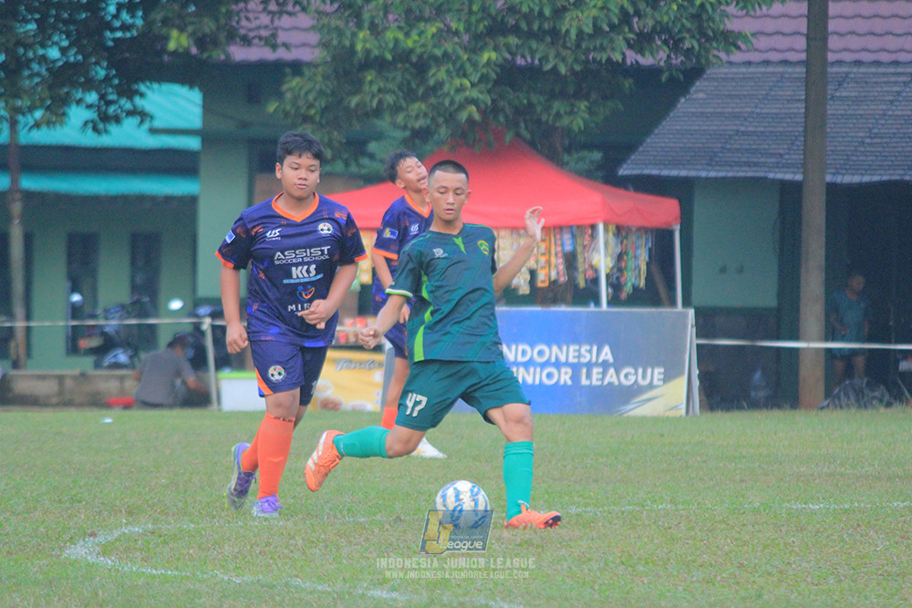 ijlu14 270626 tajimalela fa vs assist soccer school