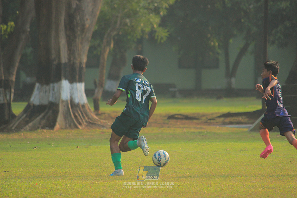 ijlu14 270626 tajimalela fa vs assist soccer school