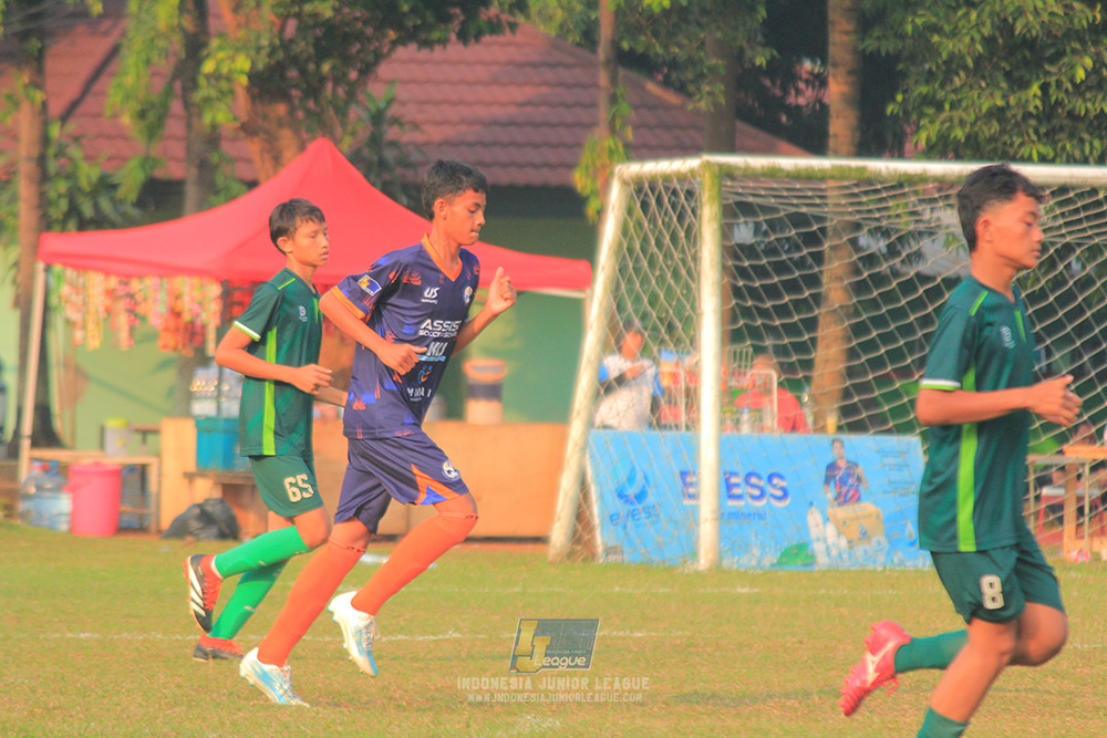 ijlu14 270626 tajimalela fa vs assist soccer school