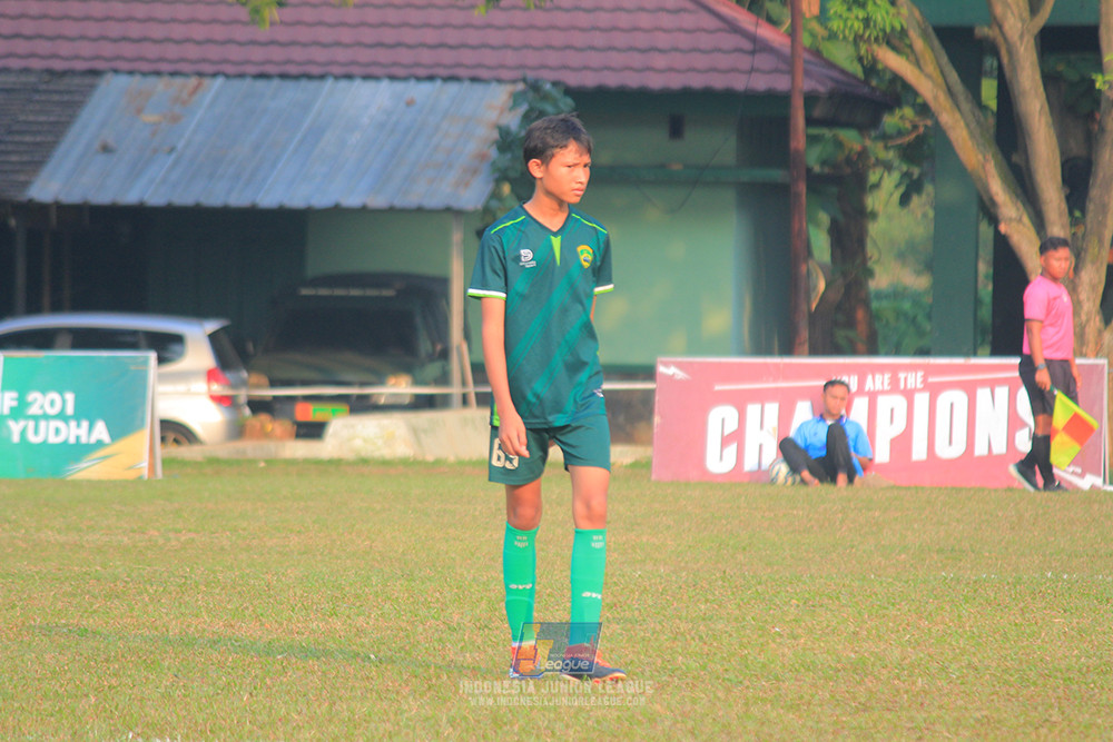 ijlu14 270626 tajimalela fa vs assist soccer school