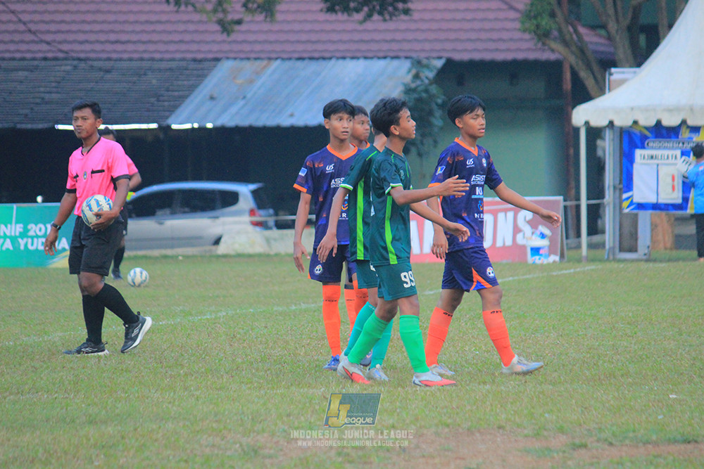 ijlu14 270626 tajimalela fa vs assist soccer school