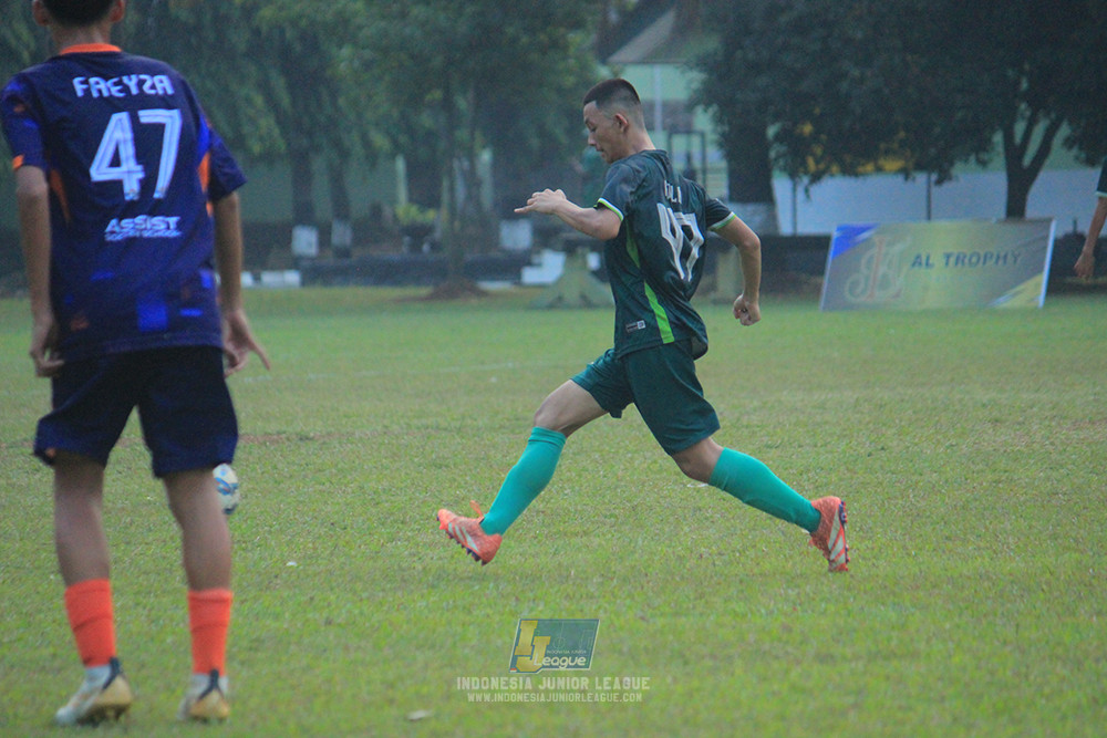ijlu14 270626 tajimalela fa vs assist soccer school