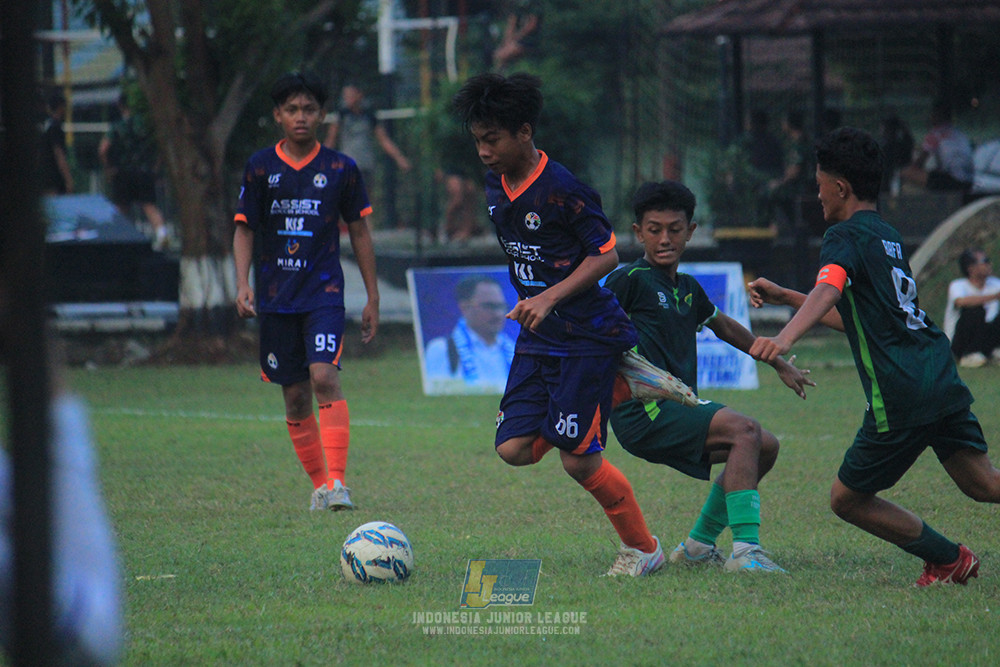 ijlu14 270626 tajimalela fa vs assist soccer school