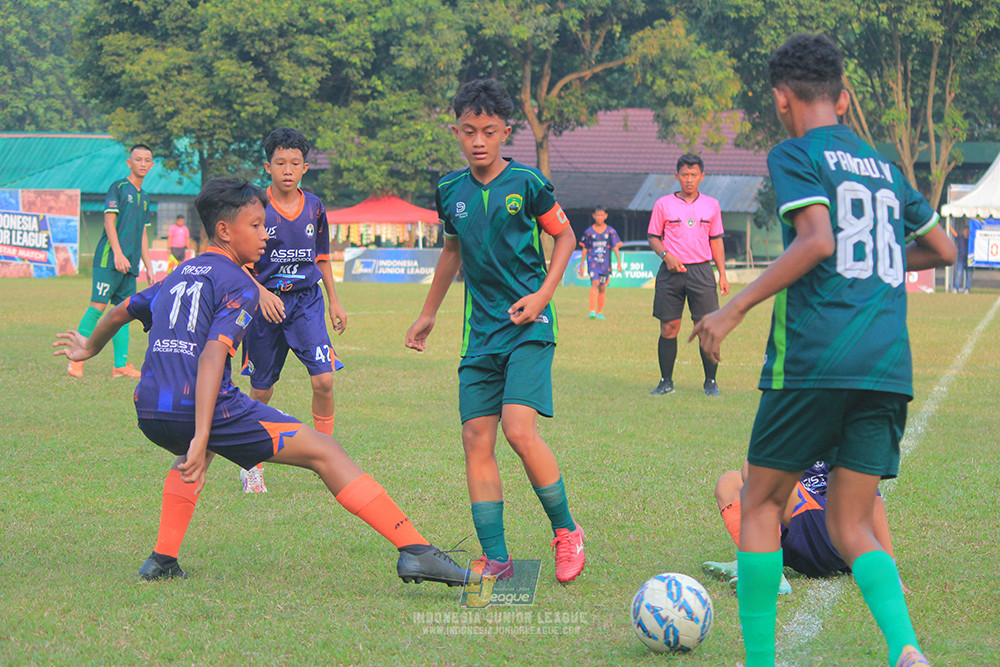 ijlu14 270626 tajimalela fa vs assist soccer school