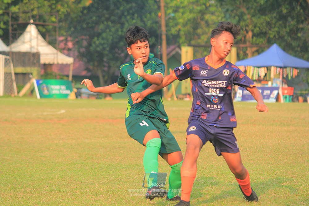 ijlu14 270626 tajimalela fa vs assist soccer school