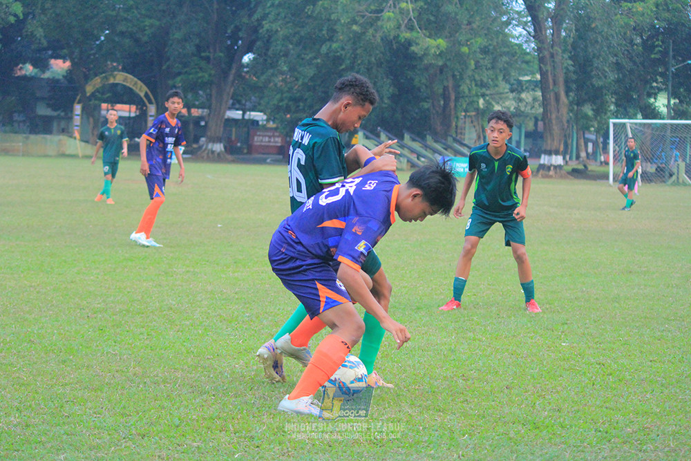 ijlu14 270626 tajimalela fa vs assist soccer school