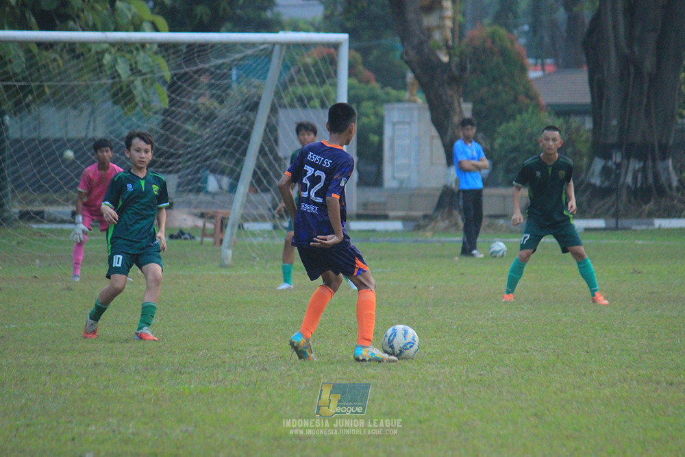 ijlu14 270626 tajimalela fa vs assist soccer school