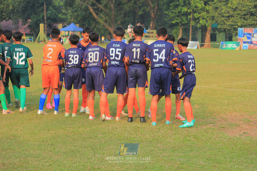 ijlu14 270626 tajimalela fa vs assist soccer school