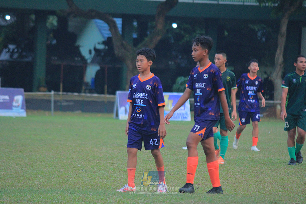 ijlu14 270626 tajimalela fa vs assist soccer school