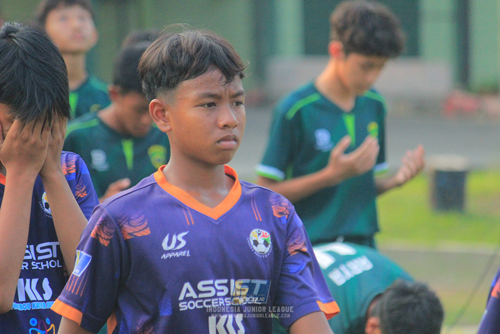 ijlu14 270626 tajimalela fa vs assist soccer school