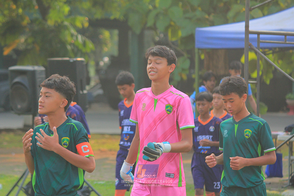 ijlu14 270626 tajimalela fa vs assist soccer school