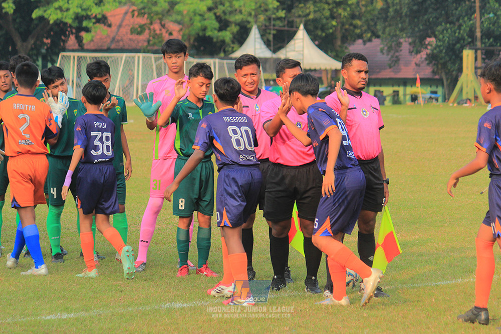 ijlu14 270626 tajimalela fa vs assist soccer school