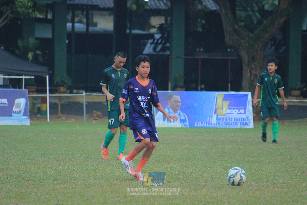 ijlu14 270626 tajimalela fa vs assist soccer school