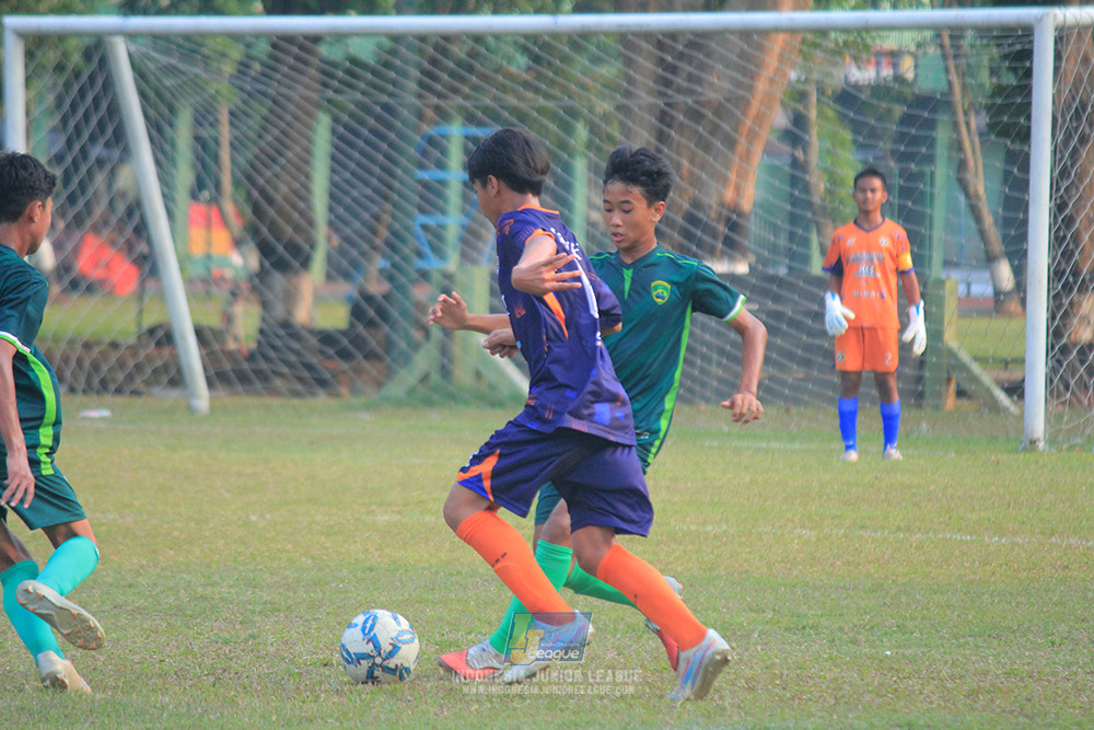 ijlu14 270626 tajimalela fa vs assist soccer school