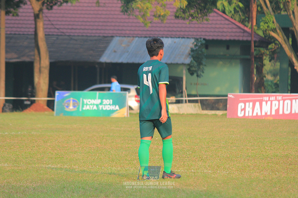 ijlu14 270626 tajimalela fa vs assist soccer school