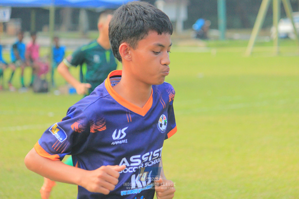 ijlu14 270626 tajimalela fa vs assist soccer school