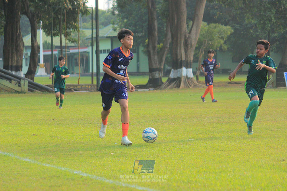 ijlu14 270626 tajimalela fa vs assist soccer school