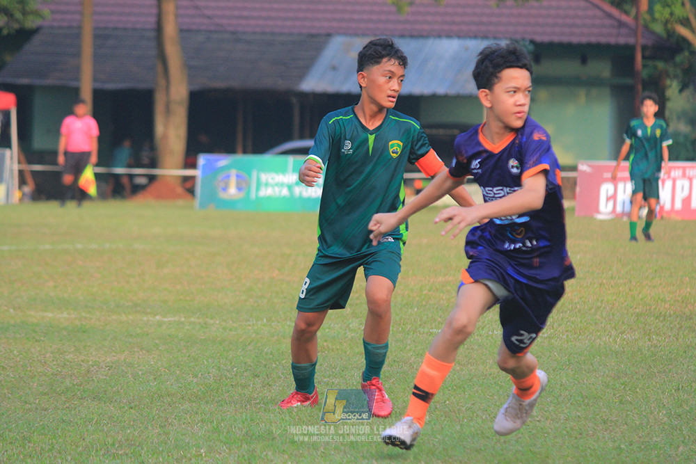 ijlu14 270626 tajimalela fa vs assist soccer school