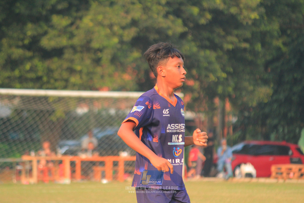 ijlu14 270626 tajimalela fa vs assist soccer school
