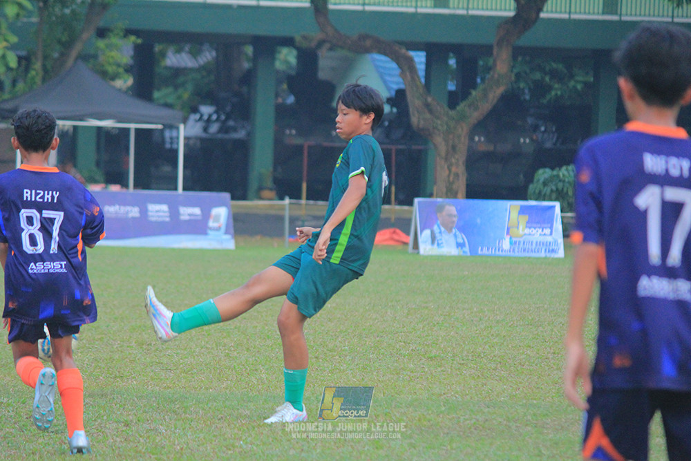 ijlu14 270626 tajimalela fa vs assist soccer school