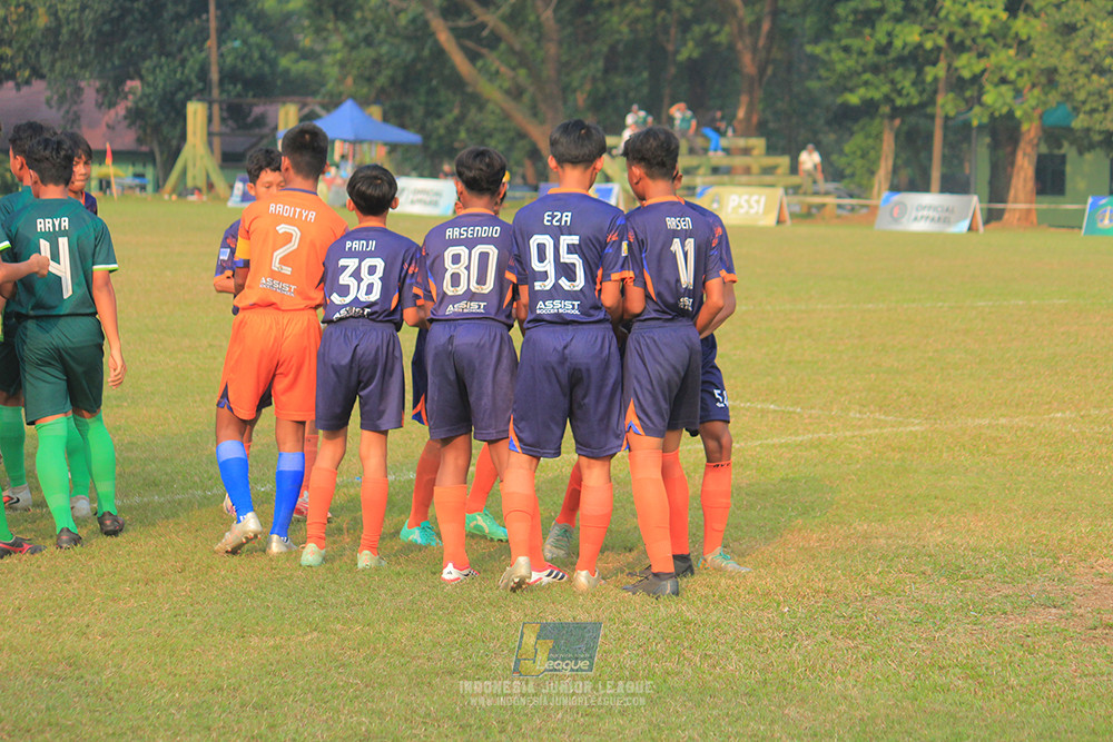 ijlu14 270626 tajimalela fa vs assist soccer school