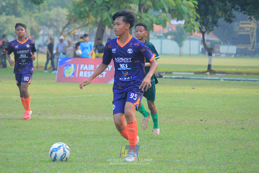 ijlu14 270626 tajimalela fa vs assist soccer school