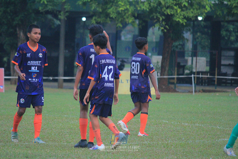 ijlu14 270626 tajimalela fa vs assist soccer school