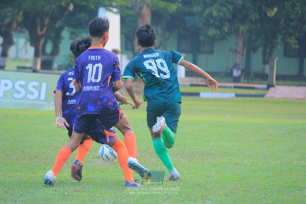 ijlu14 270626 tajimalela fa vs assist soccer school
