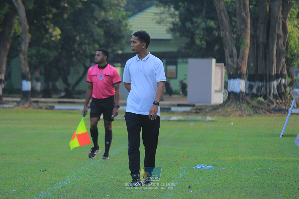ijlu14 270626 tajimalela fa vs assist soccer school