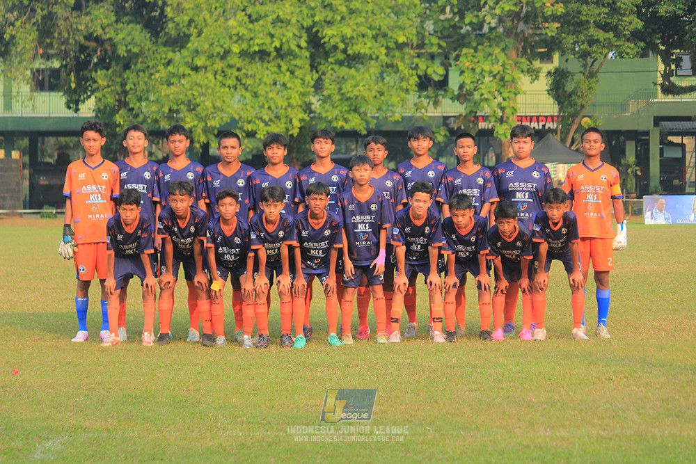 ijlu14 270626 tajimalela fa vs assist soccer school