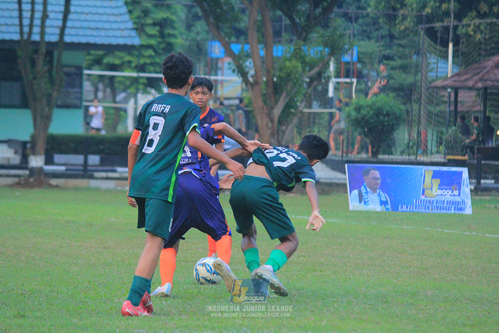 ijlu14 270626 tajimalela fa vs assist soccer school