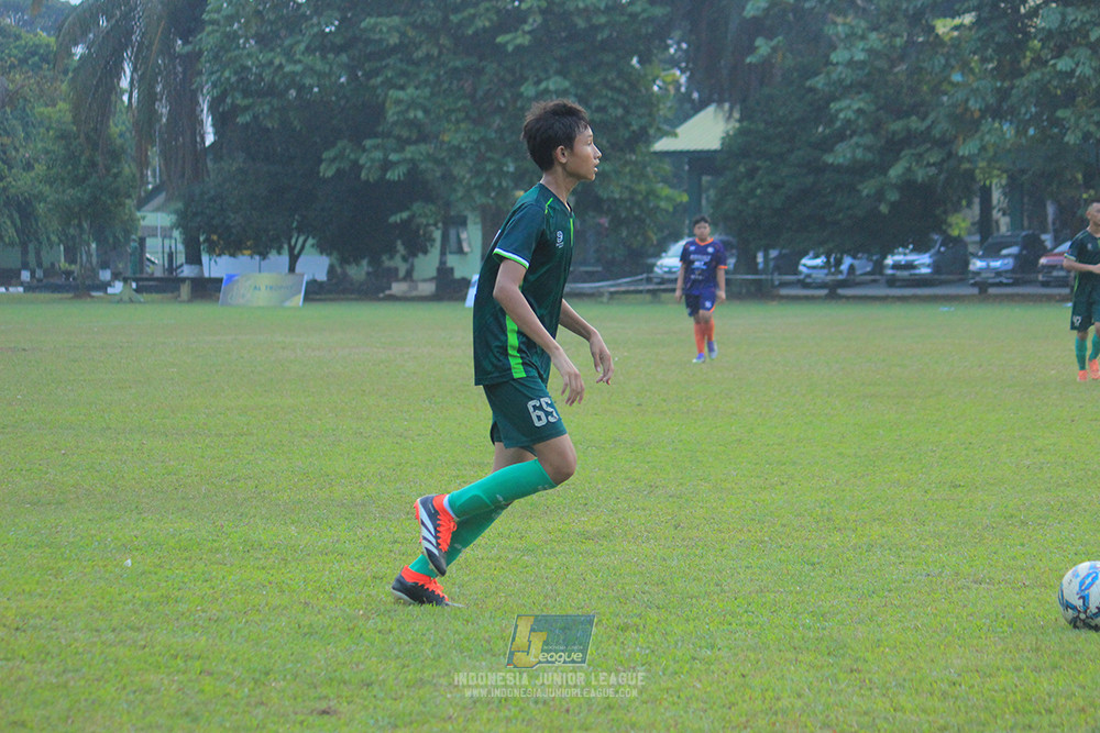 ijlu14 270626 tajimalela fa vs assist soccer school