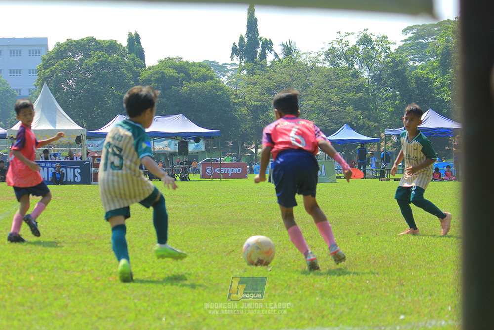 ijlu9 070626 brazillian ss lfa vs cileungsi united