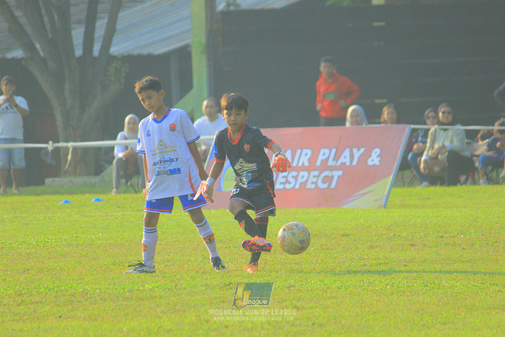 ijlu9 070626 diklat paku jaya vs proball football