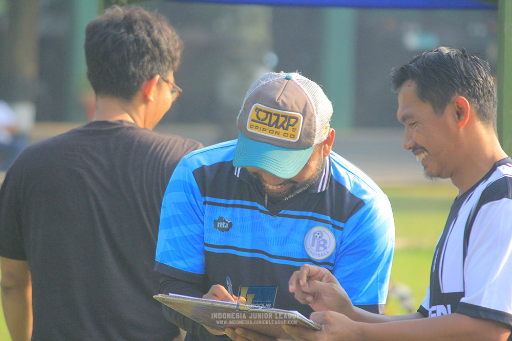 ijlu9 070626 diklat paku jaya vs proball football