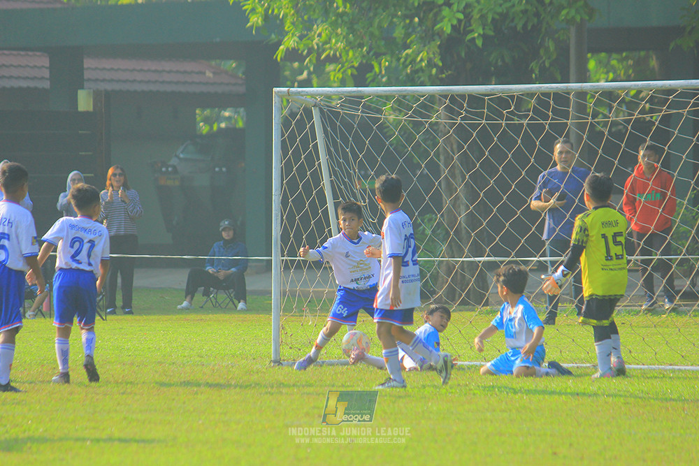 ijlu9 070626 diklat paku jaya vs proball football
