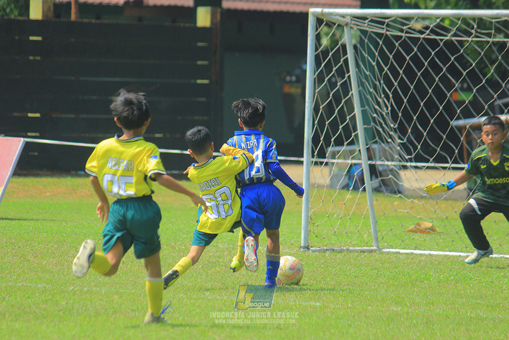 ijlu9 070626 nusantara 2004 vs maesa pararaider