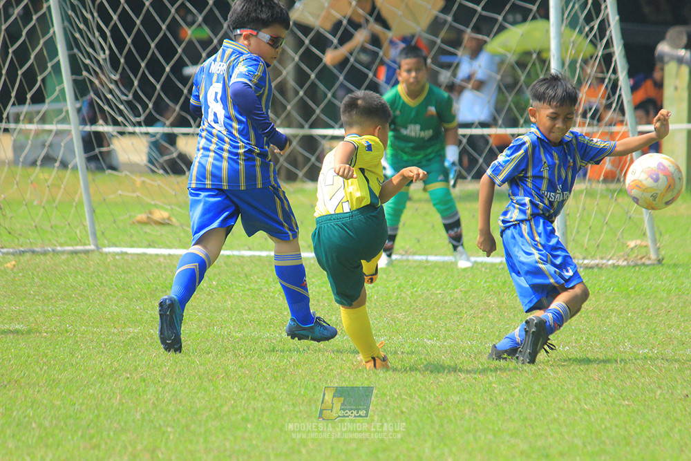 ijlu9 070626 nusantara 2004 vs maesa pararaider