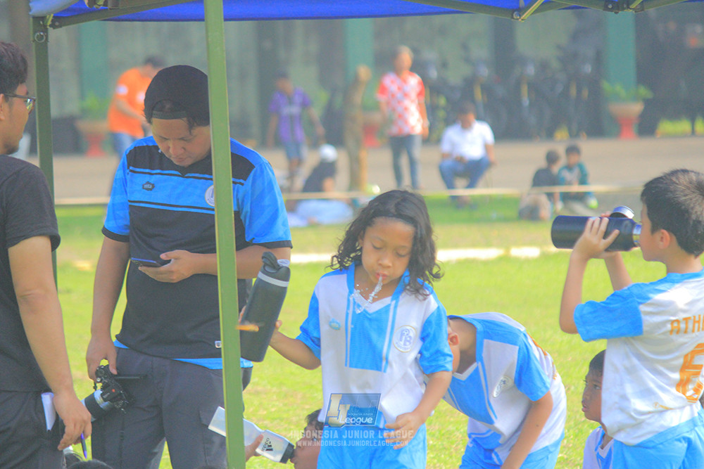 ijlu9 070626 proball football vs maesa pararaider