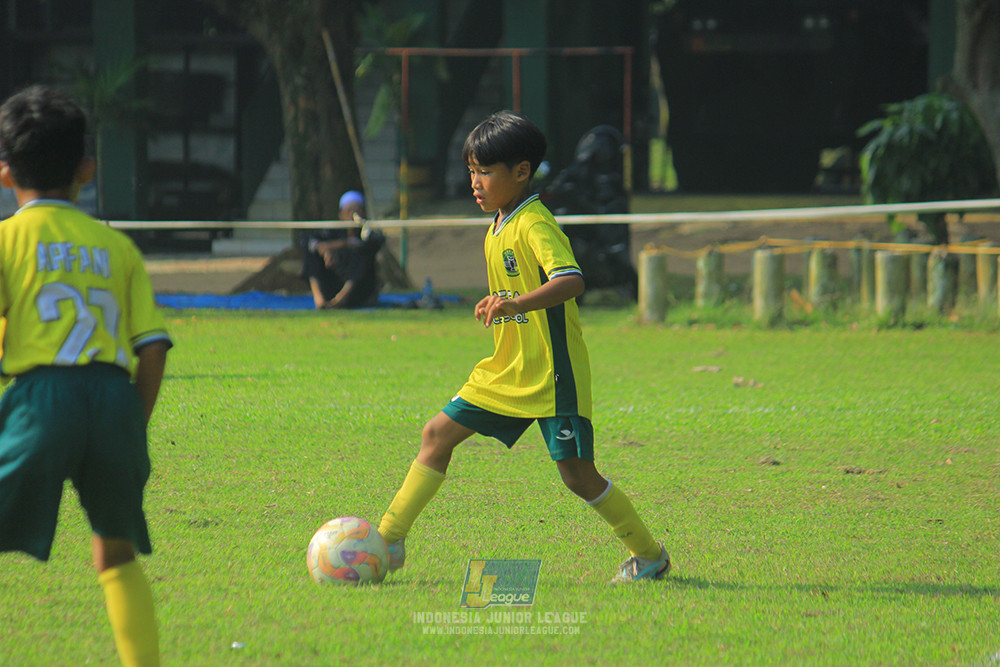 ijlu9 070626 proball football vs maesa pararaider