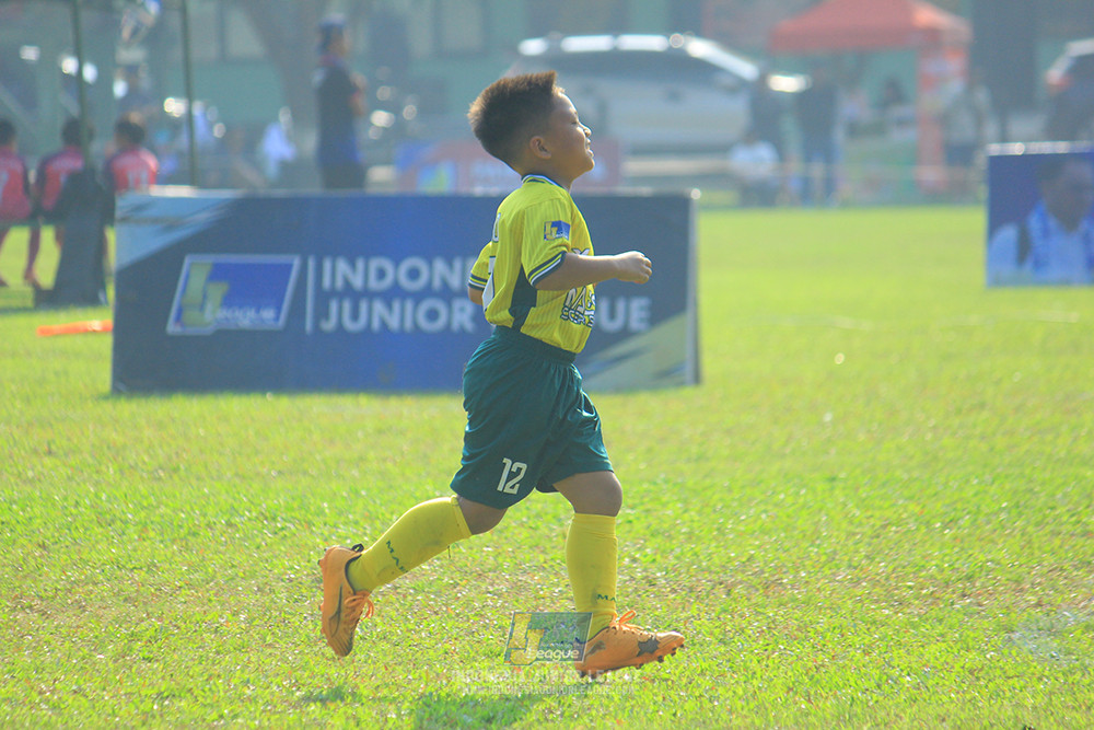 ijlu9 070626 proball football vs maesa pararaider