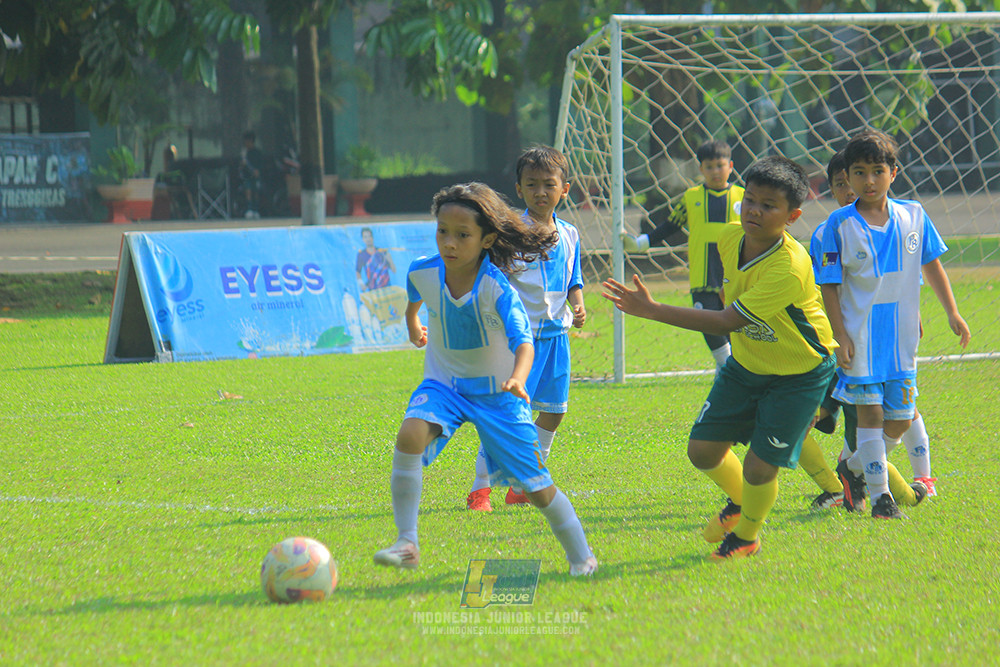 ijlu9 070626 proball football vs maesa pararaider