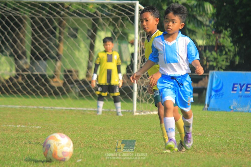 ijlu9 070626 proball football vs maesa pararaider