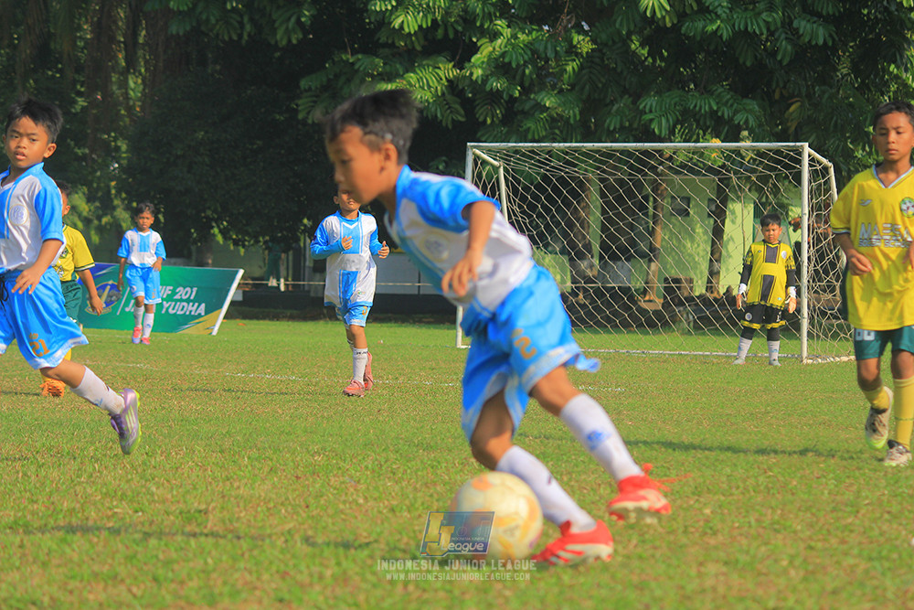 ijlu9 070626 proball football vs maesa pararaider