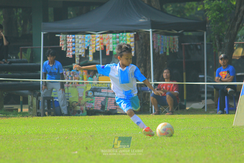 ijlu9 070626 proball football vs maesa pararaider