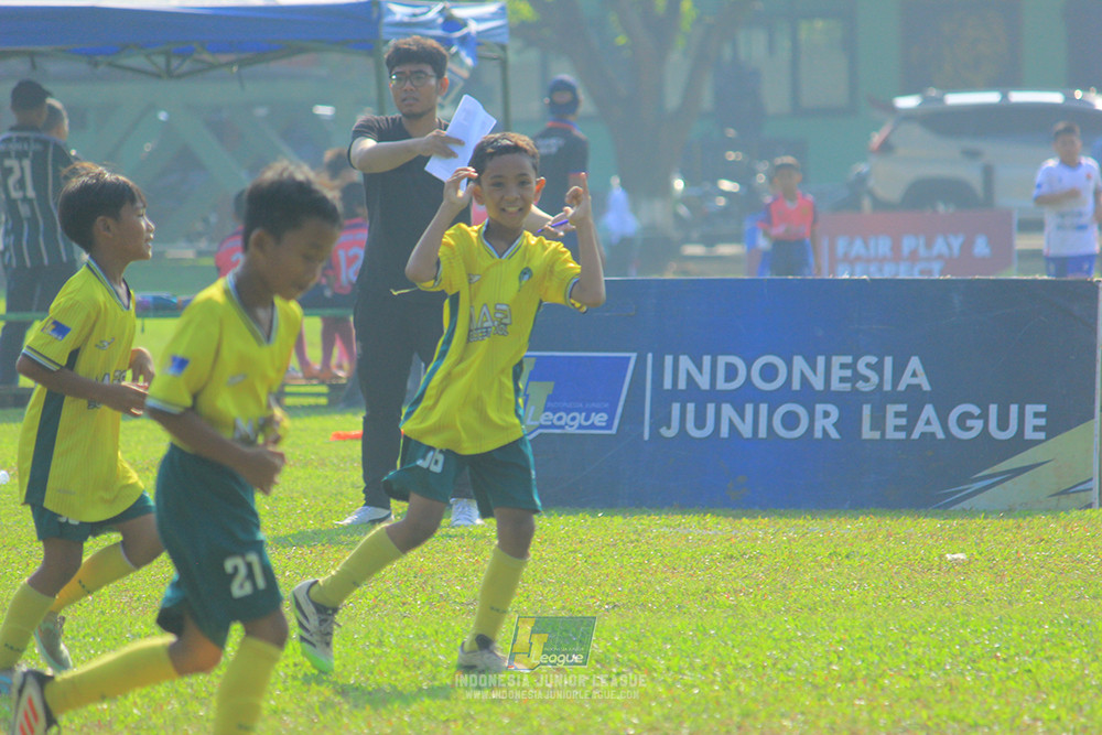 ijlu9 070626 proball football vs maesa pararaider