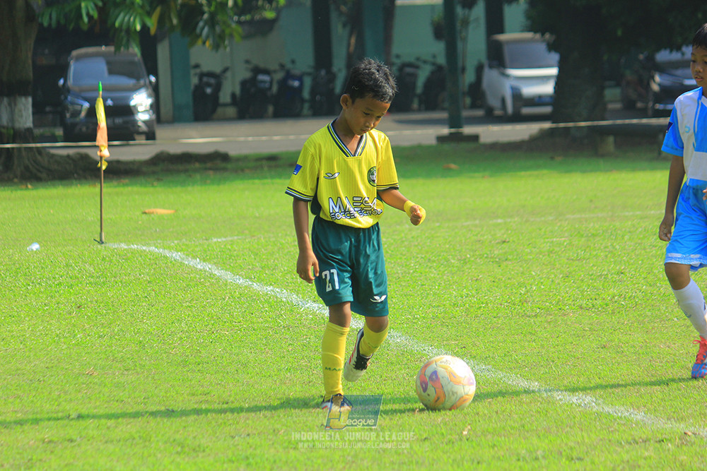ijlu9 070626 proball football vs maesa pararaider
