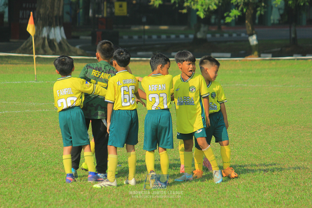 ijlu9 070626 proball football vs maesa pararaider