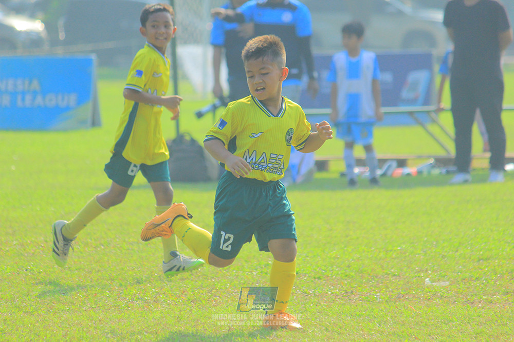 ijlu9 070626 proball football vs maesa pararaider